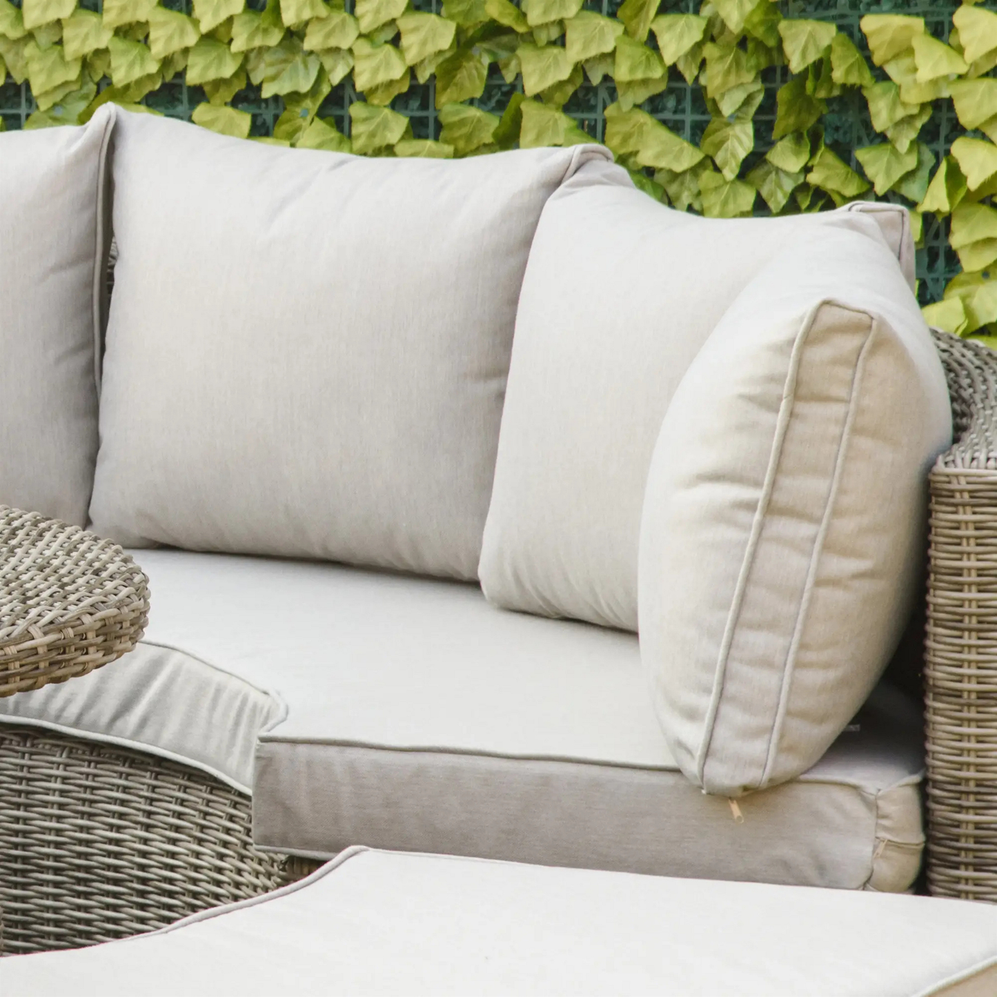 The Sorrento 5-Piece Aluminium & Rattan Transforming Daybed